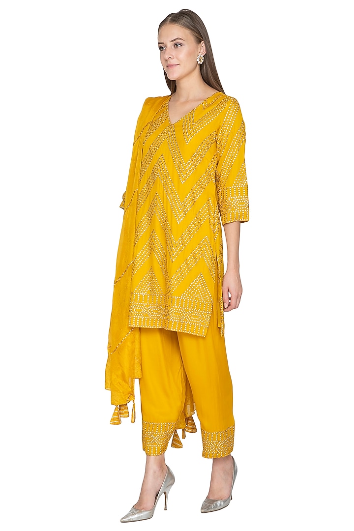 Mustard Yellow Hand Embroidered Kurta Set by Samatvam By Anjali Bhaskar at Pernia's Pop Up Shop