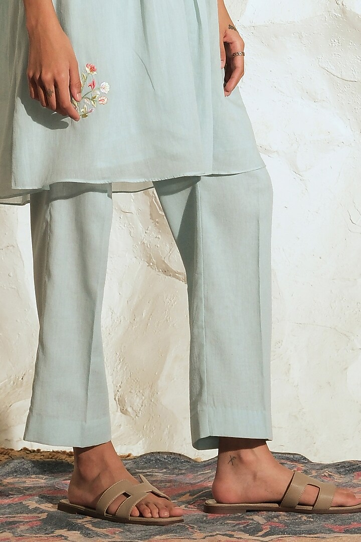 Pastel Blue Mul Mul Floral Embroidered Kurta Set by Samatvam By Anjali Bhaskar at Pernia's Pop Up Shop
