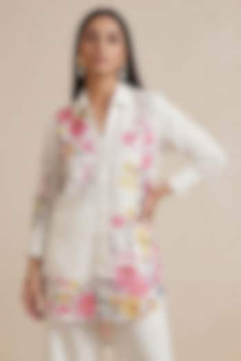 Off-White Linen Floral Motif Printed Tunic by Satya Paul at Pernia's Pop Up Shop