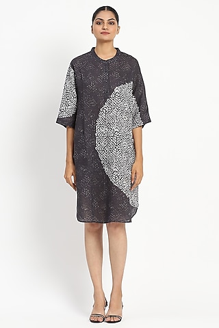 Black & White Linen Motif Printed Tunic by Satya Paul