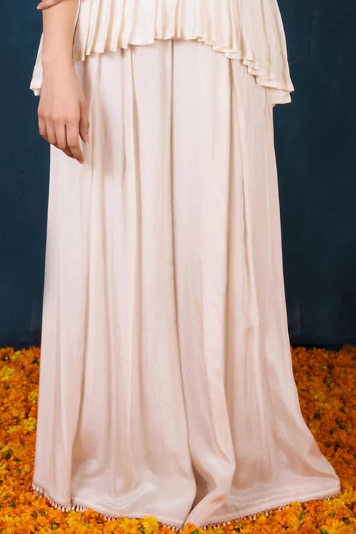 Off-White Crepe Box-Pleated Pant Set by SAUBHAGYA at Pernia's Pop Up Shop