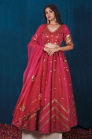 Pink Raw Silk Nakshi Embroidered Lehenga Set by SAUBHAGYA