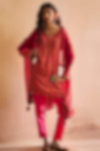 Pink Natural Crepe Cord Embroidered Handkerchief kurta Set by Saundh at Pernia's Pop Up Shop