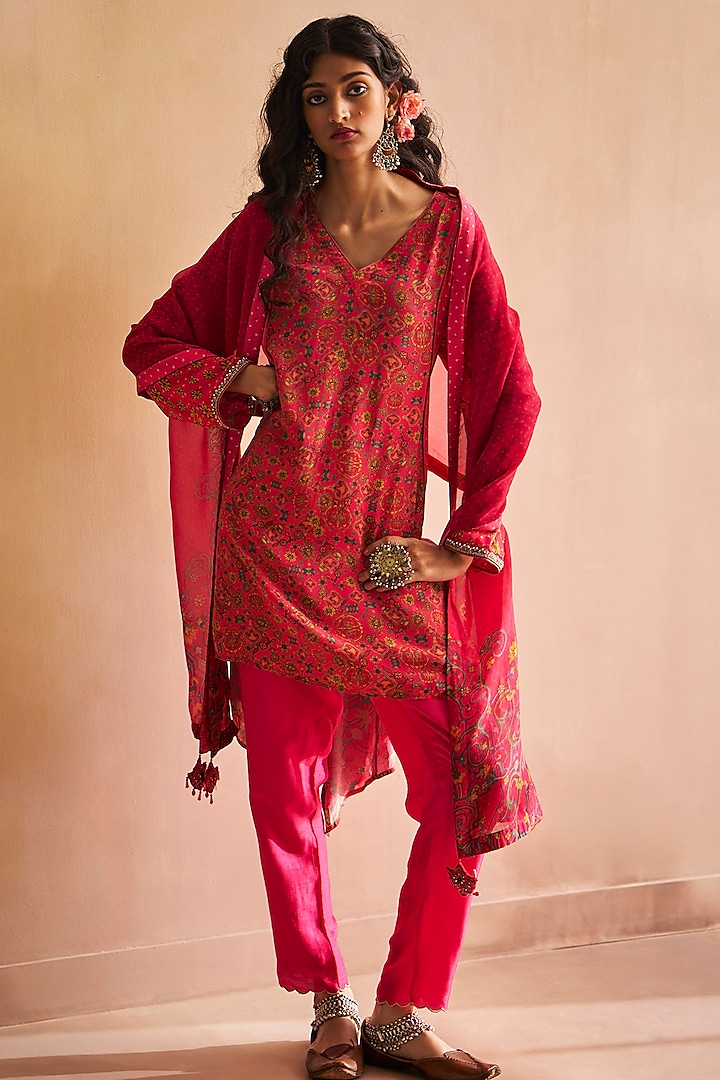 Pink Natural Crepe Cord Embroidered Handkerchief kurta Set by Saundh at Pernia's Pop Up Shop