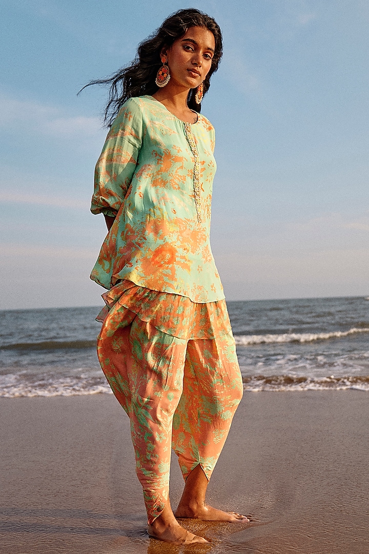 Soft Peach Crepe Printed Co-Ord Set by Saundh at Pernia's Pop Up Shop