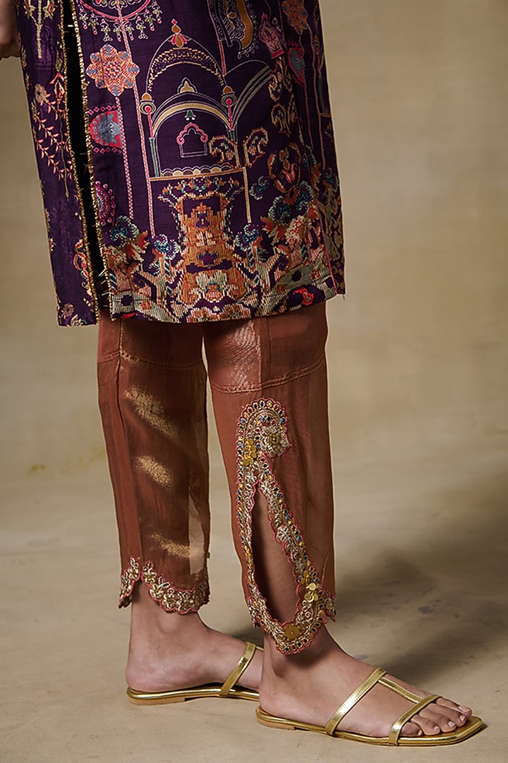 Purple Raw Silk Resham Embroidered & Printed Kurta Set by Saundh at Pernia's Pop Up Shop