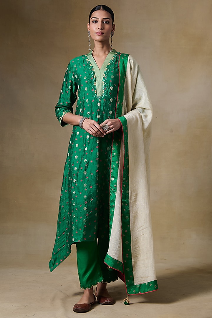 Green Chiniya Jacquard Silk Gota Embroidered A-Line Kurta Set by Saundh at Pernia's Pop Up Shop