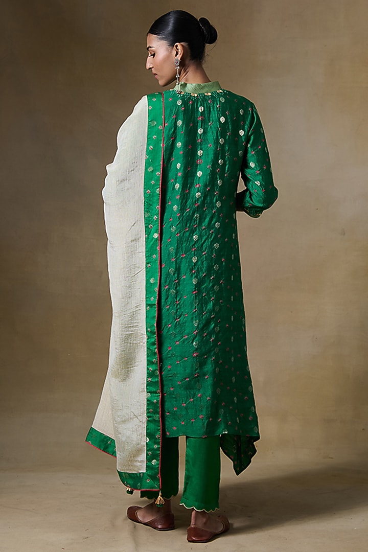 Green Chiniya Jacquard Silk Gota Embroidered A-Line Kurta Set by Saundh at Pernia's Pop Up Shop