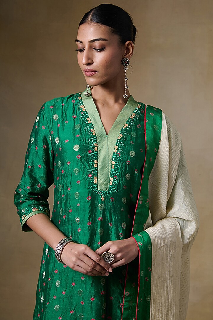 Green Chiniya Jacquard Silk Gota Embroidered A-Line Kurta Set by Saundh at Pernia's Pop Up Shop