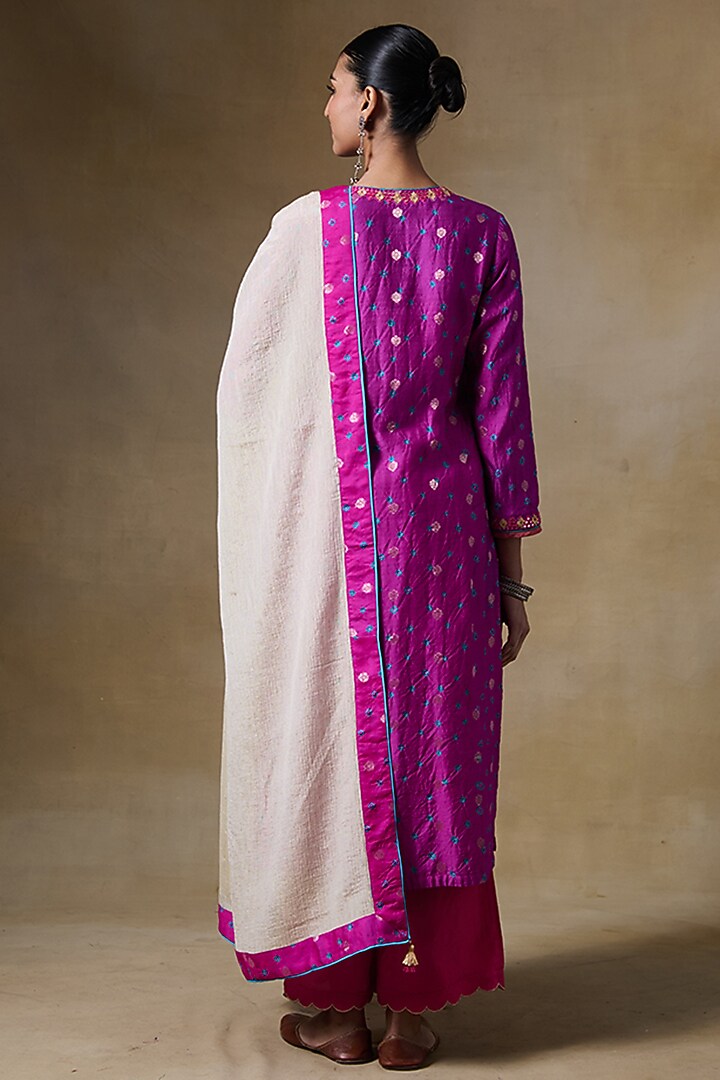 Rani Pink Chiniya Jacquard Silk Gota Embroidered Straight Kurta Set by Saundh at Pernia's Pop Up Shop