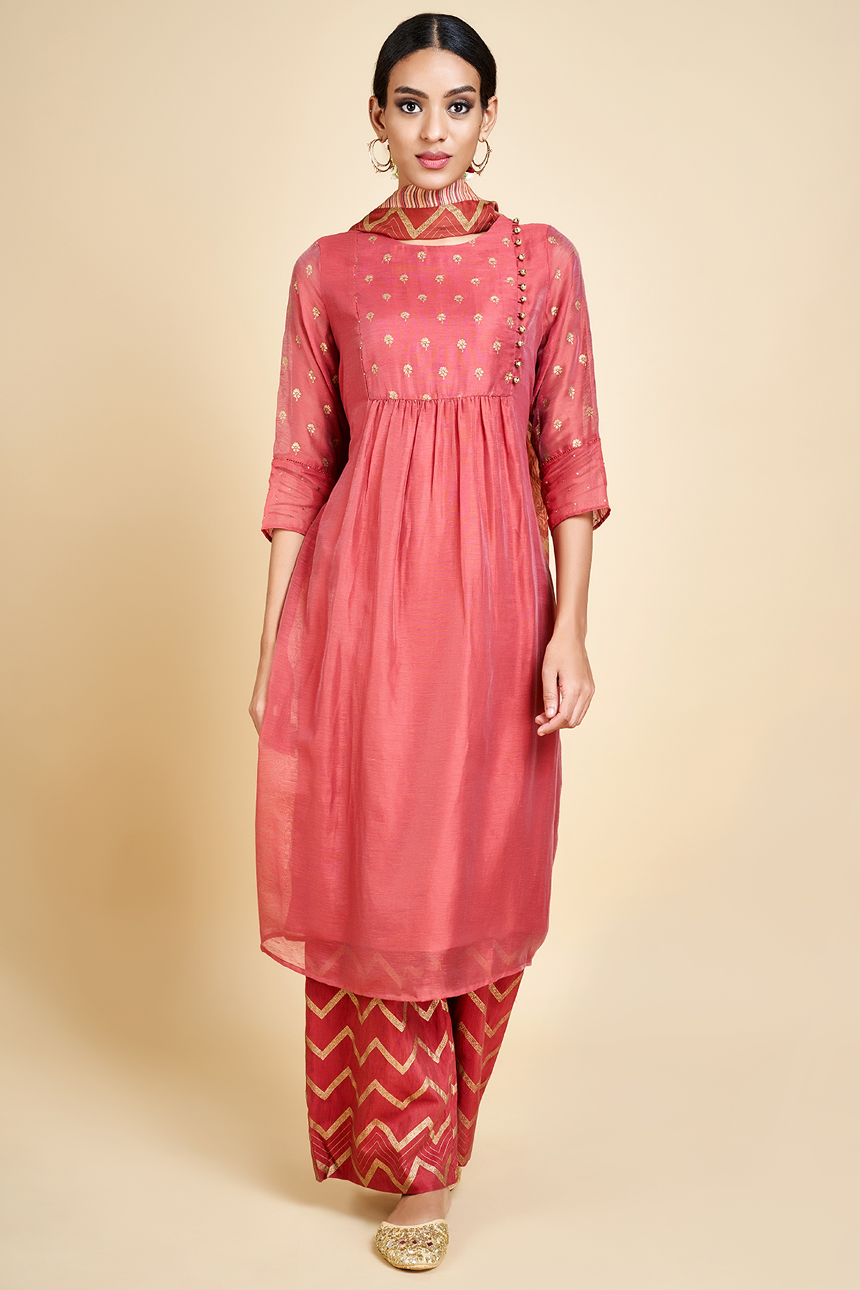 Peach Printed Asymmetric Kurta Set by Saundh at Pernia's Pop Up Shop