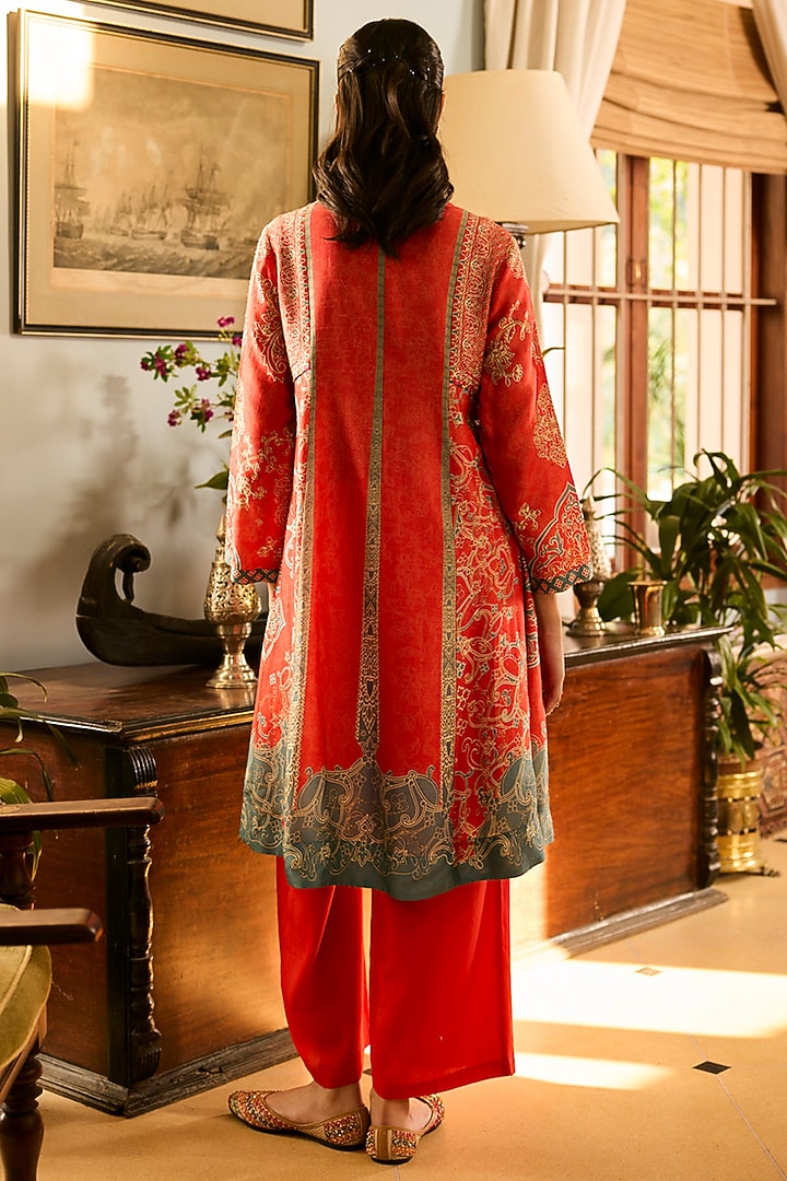 Orange Raw Silk Printed & Resham Embroidered Kurta Set by Saundh at Pernia's Pop Up Shop