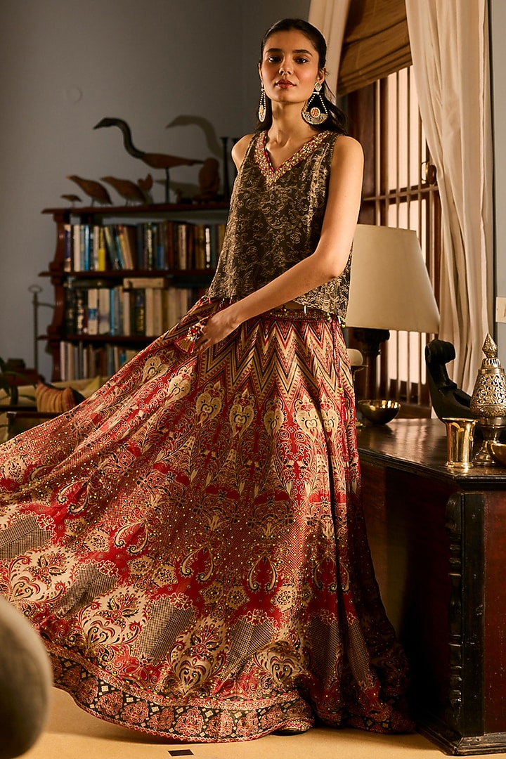 Red & Black Muslin Silk Printed Lehenga Set by Saundh at Pernia's Pop Up Shop