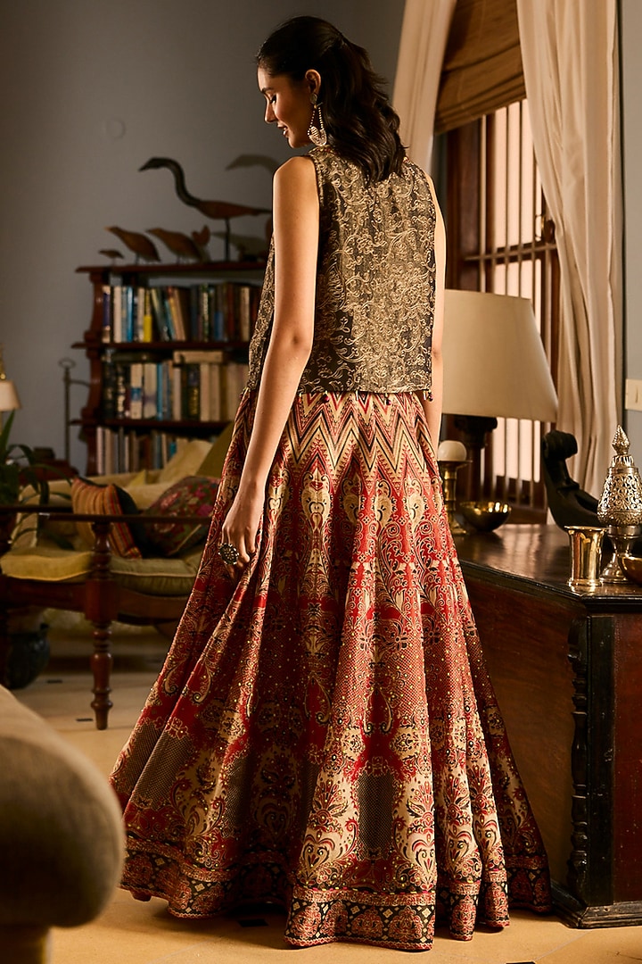 Red & Black Muslin Silk Printed Lehenga Set by Saundh at Pernia's Pop Up Shop
