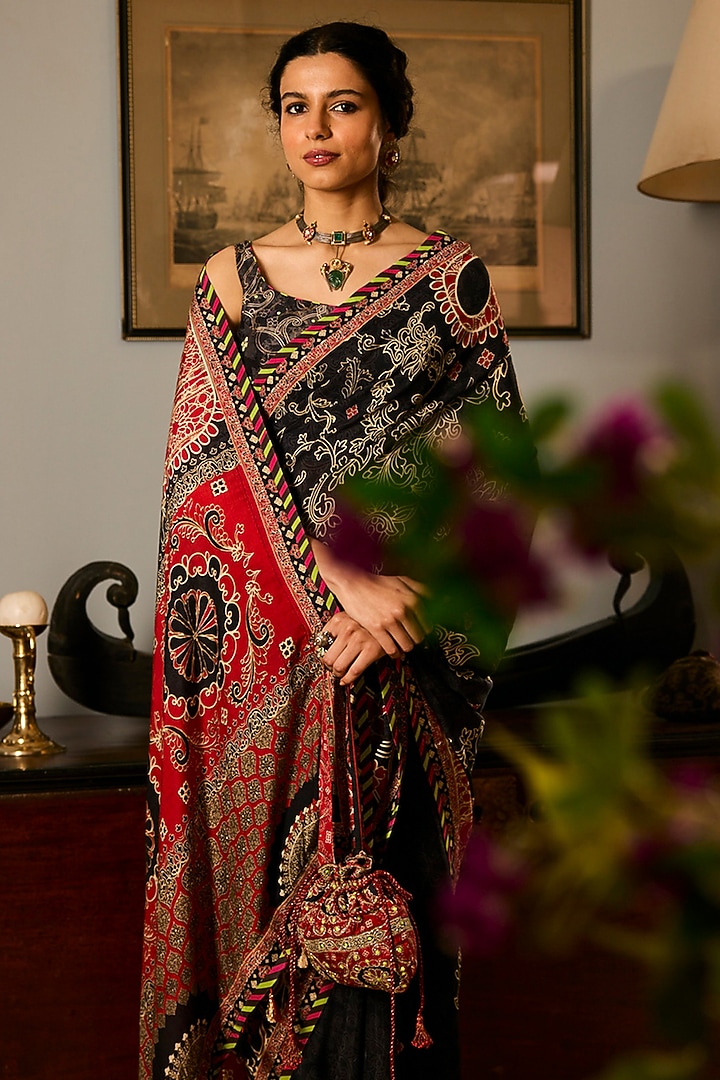 Black Muslin Silk Printed & Resham Embroidered Festive Saree Set by Saundh at Pernia's Pop Up Shop