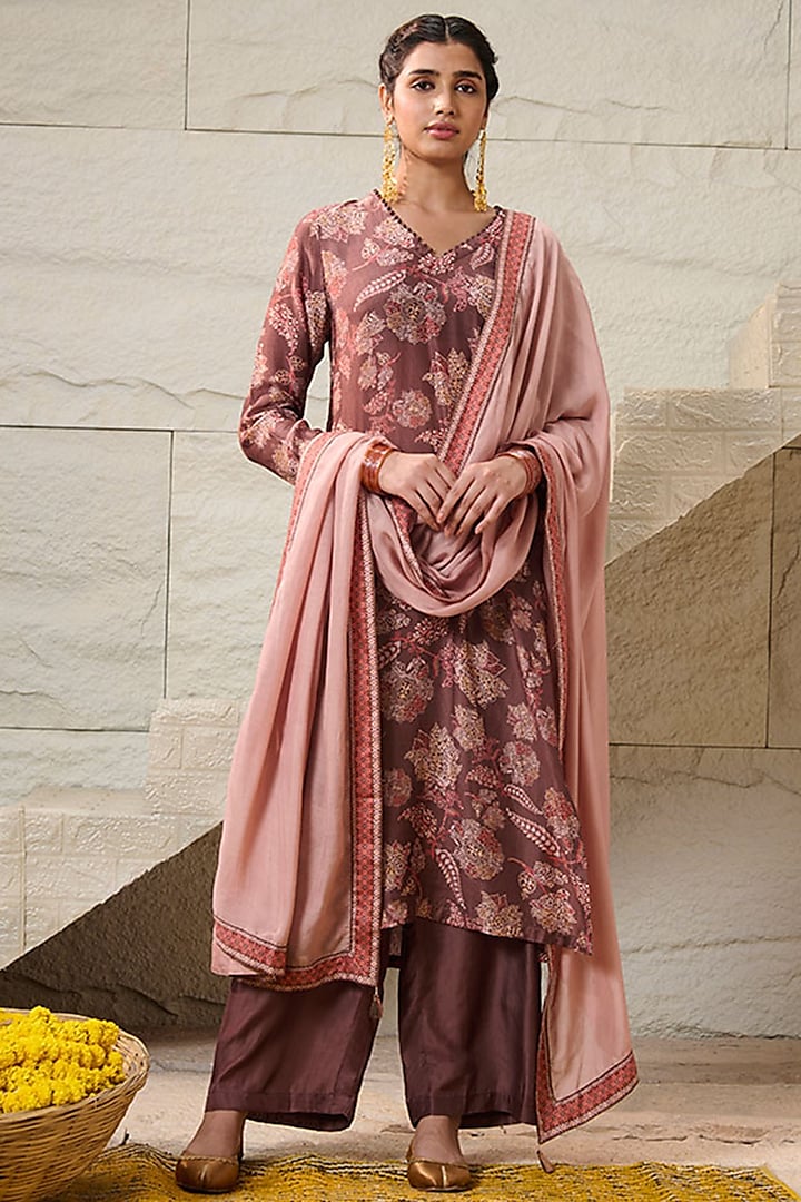 Brown Cotton Cambric Floral Printed Straight Kurta Set by Saundh at Pernia's Pop Up Shop