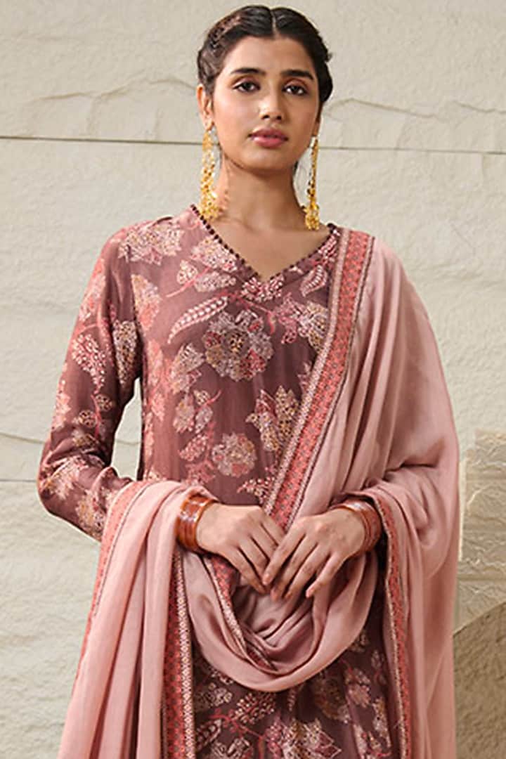 Brown Cotton Cambric Floral Printed Straight Kurta Set by Saundh at Pernia's Pop Up Shop