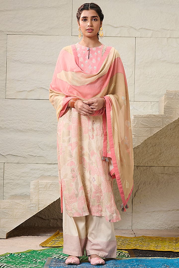 Ivory & Coral Linen Viscose Printed Straight Kurta Set by Saundh at Pernia's Pop Up Shop