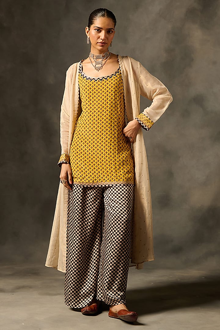 Yellow Natural Crepe Checkered Printed Short Kurta Set by Saundh at Pernia's Pop Up Shop