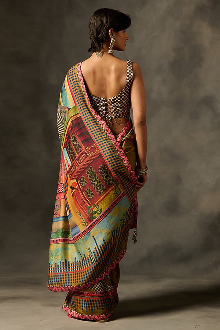Green Muslin Silk Masterprinted Festive Saree Set by Saundh at Pernia's Pop Up Shop