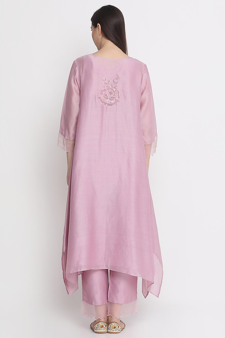 Purple Hand Embroidered Kurta Set by Label Savi Abbot at Pernia's Pop Up Shop