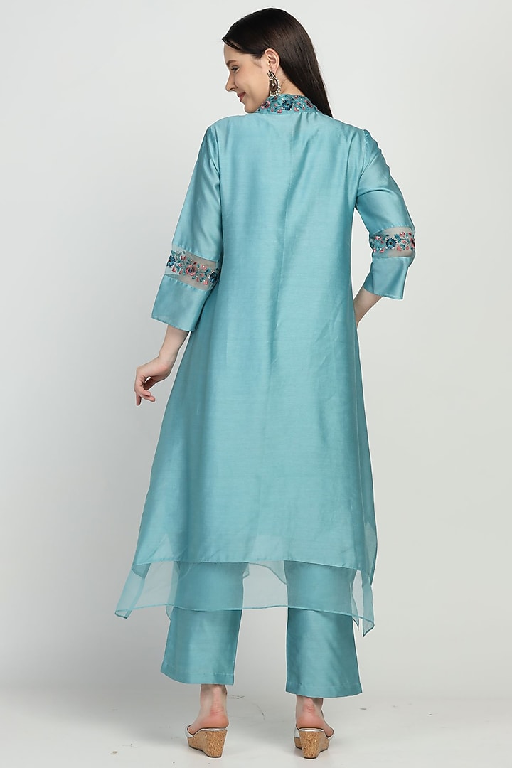 Ice Blue Embroidered Kurta Set by Label Savi Abbot at Pernia's Pop Up Shop