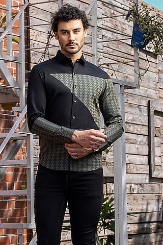Black Giza Cotton Shirt by Sazvit