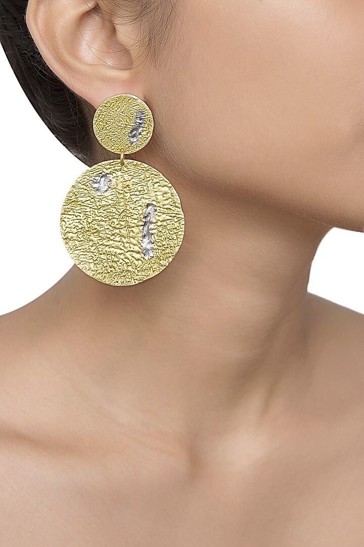 Gold plated mismatch detailing earrings available only at Pernia's Pop Up Shop.