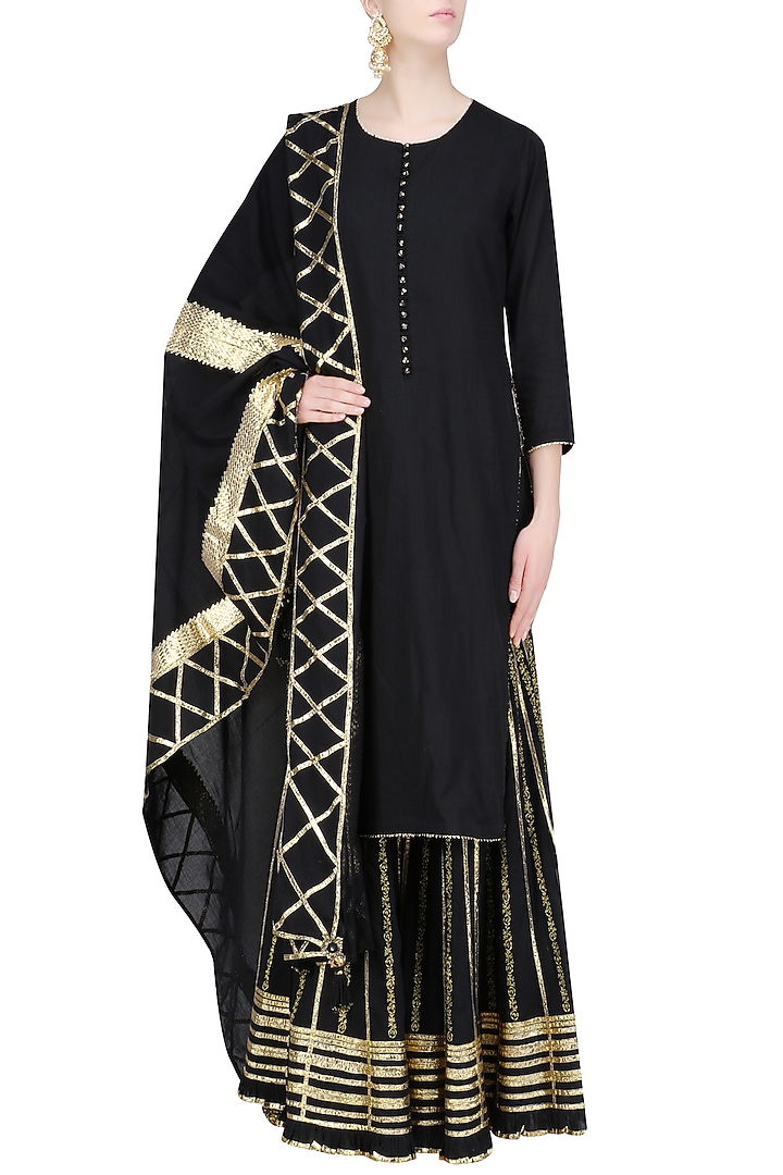 Black and gold gota patti work kurta and sharara set available only at Pernia's Pop Up Shop.