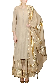 Buy Sukriti Aakriti Designer Lehengas Anarkalis Sarees 2021 This culminated into a niche product line of stunning. inr