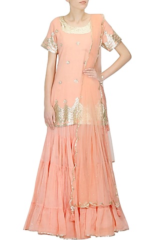 Peach and gold gota patti work kurta and frilled skirt set by Sukriti & Aakriti