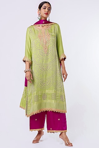 Lime Green Gajji Silk Kurta Set by Sangeeta Kilachand