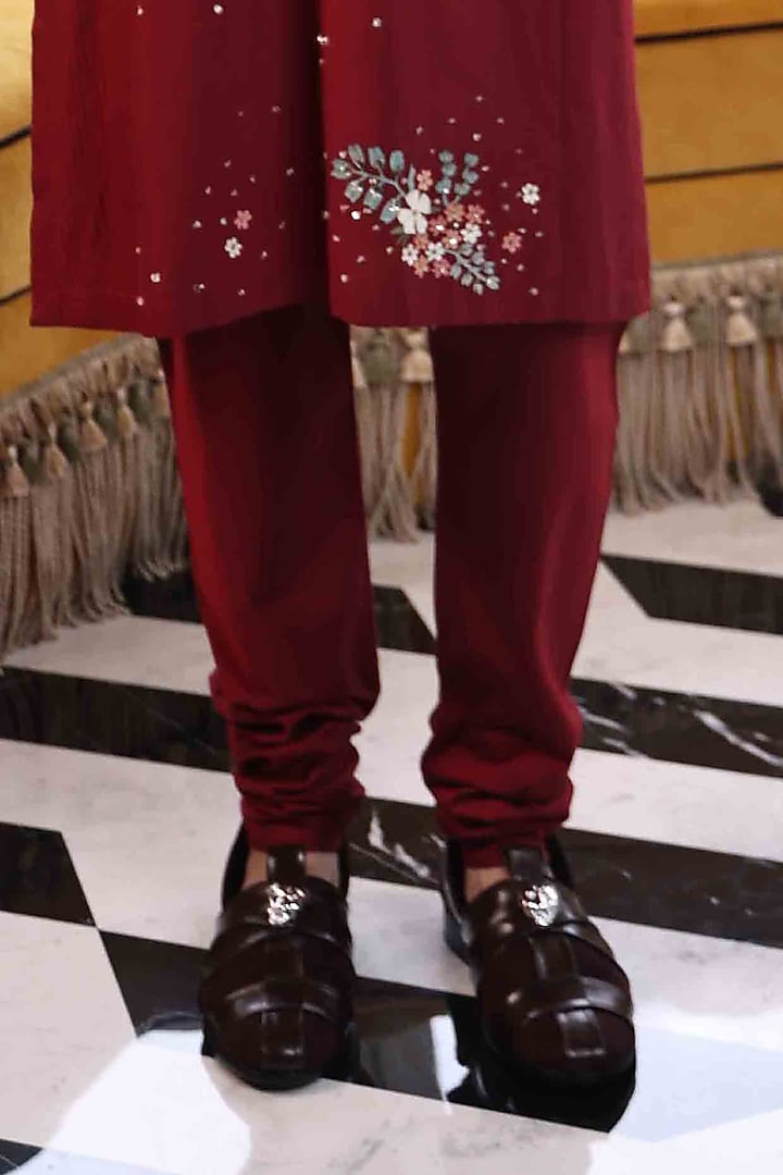 Wine Katan Silk Floral Hand Embroidered Kurta Set by Sahil Kochhar Men at Pernia's Pop Up Shop