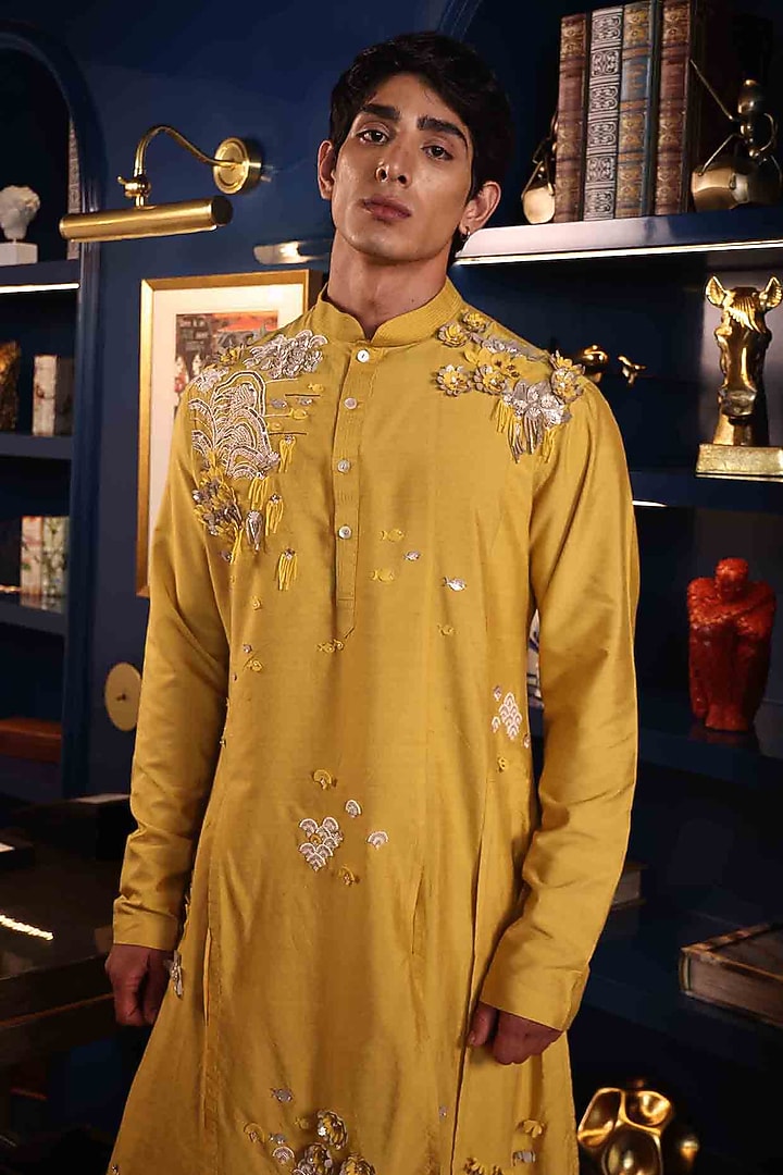 Yellow Katan Silk Hand Embroidered Kurta Set by Sahil Kochhar Men at Pernia's Pop Up Shop