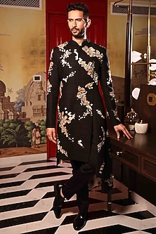 product-color-Black