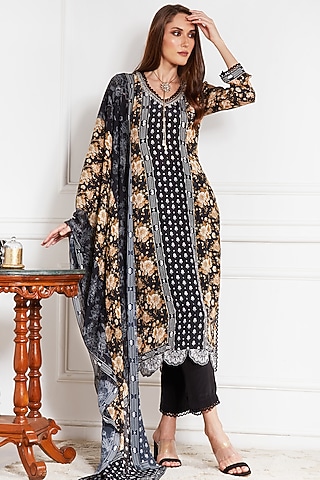 Black & Beige Printed Kurta Set by Sakshi Girri