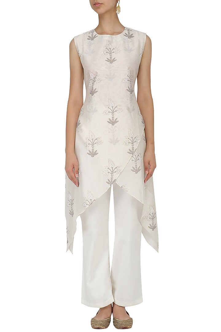 White block print high low kirta and palazzo pants set available only at Pernia's Pop Up Shop.