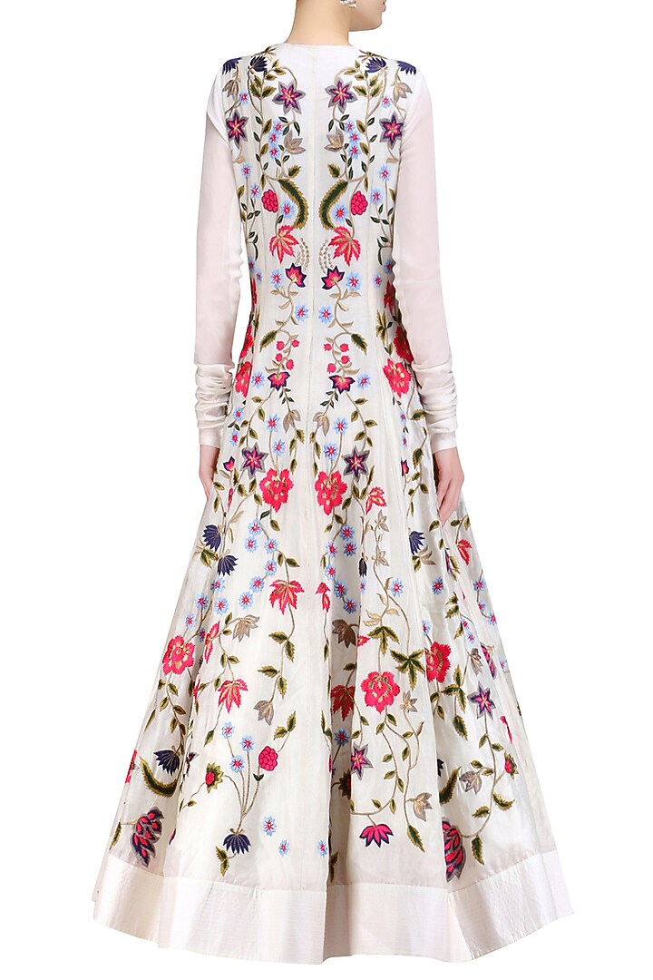 Off white silk thread and zari embroidered gown available only at Pernia's Pop Up Shop.