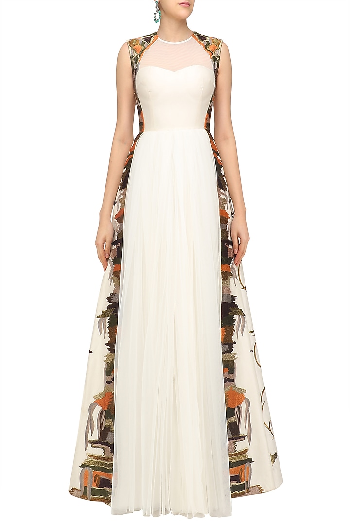Off white embroidered gown available only at Pernia's Pop Up Shop.