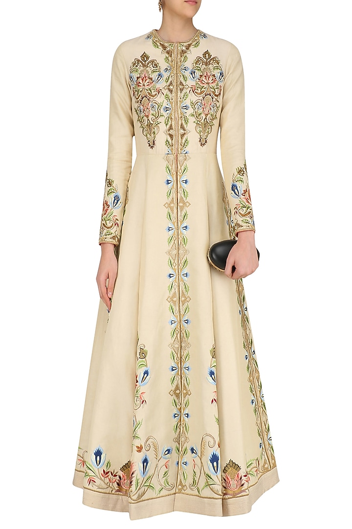 Light gold front open gown available only at Pernia's Pop Up Shop.
