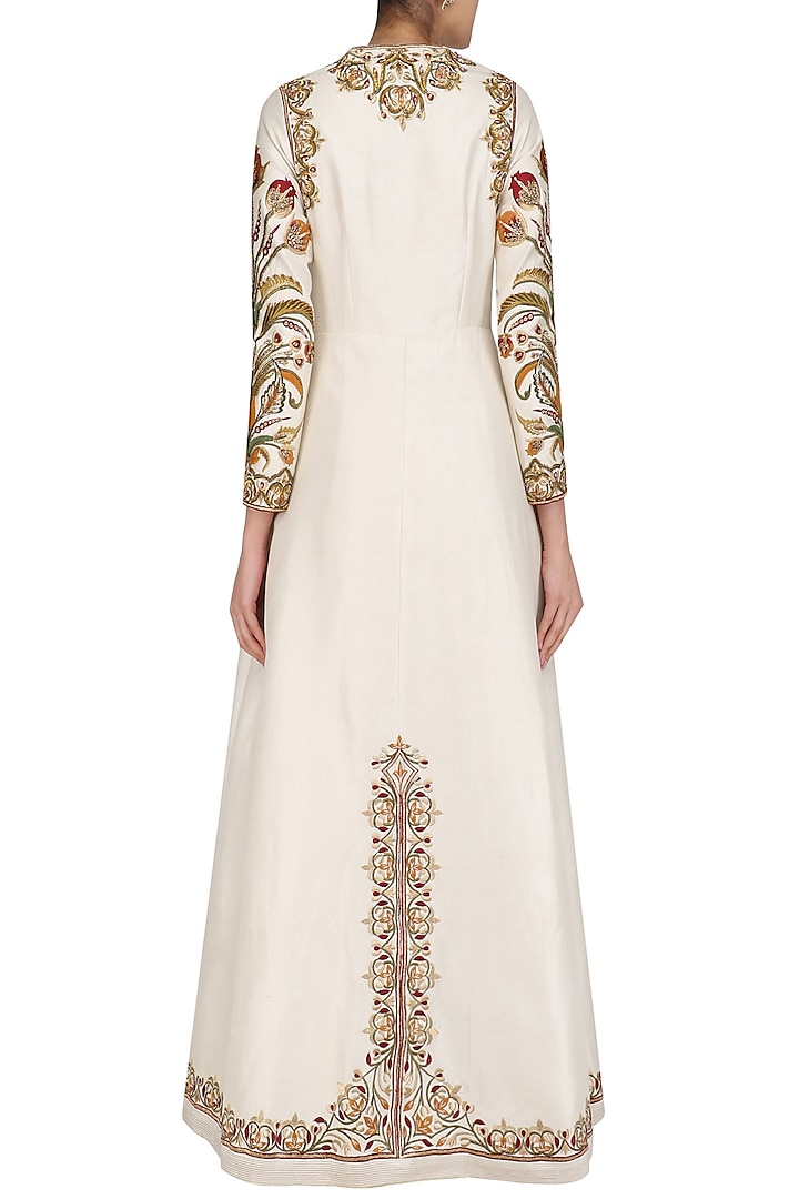 Off white front open layered gown available only at Pernia's Pop Up Shop.