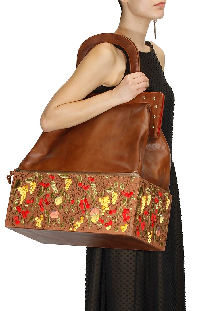 Brown silk thread embroidered oversized leather bag available only at Pernia's Pop Up Shop.