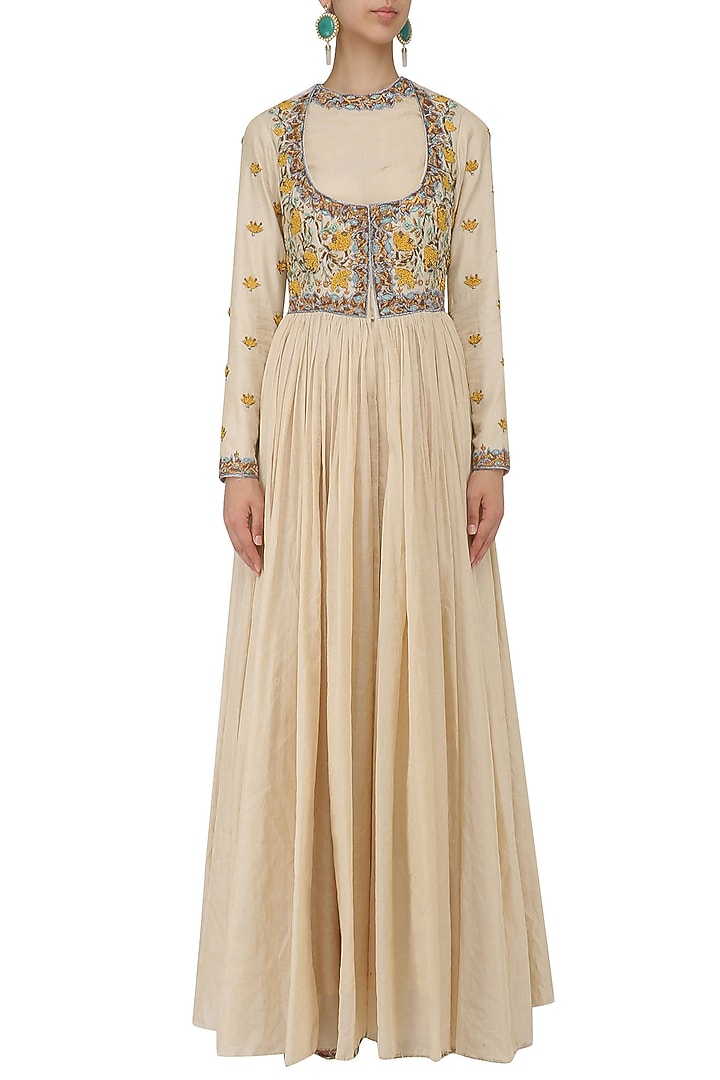 Natural thread embroidery front open gown available only at Pernia's Pop Up Shop.