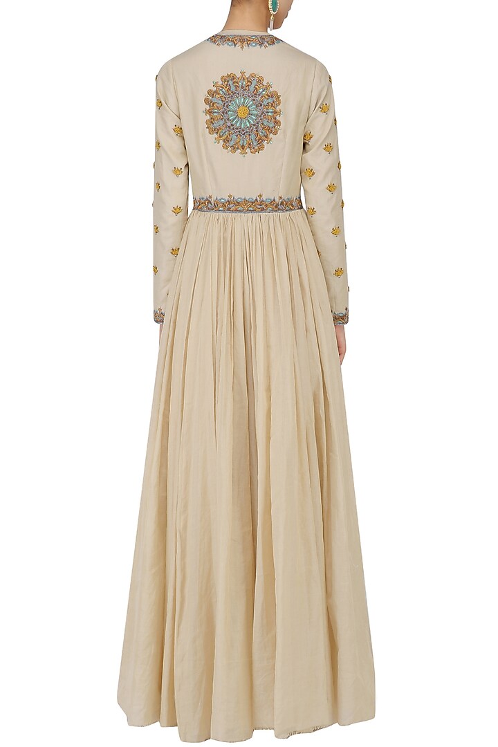 Natural thread embroidery front open gown available only at Pernia's Pop Up Shop.