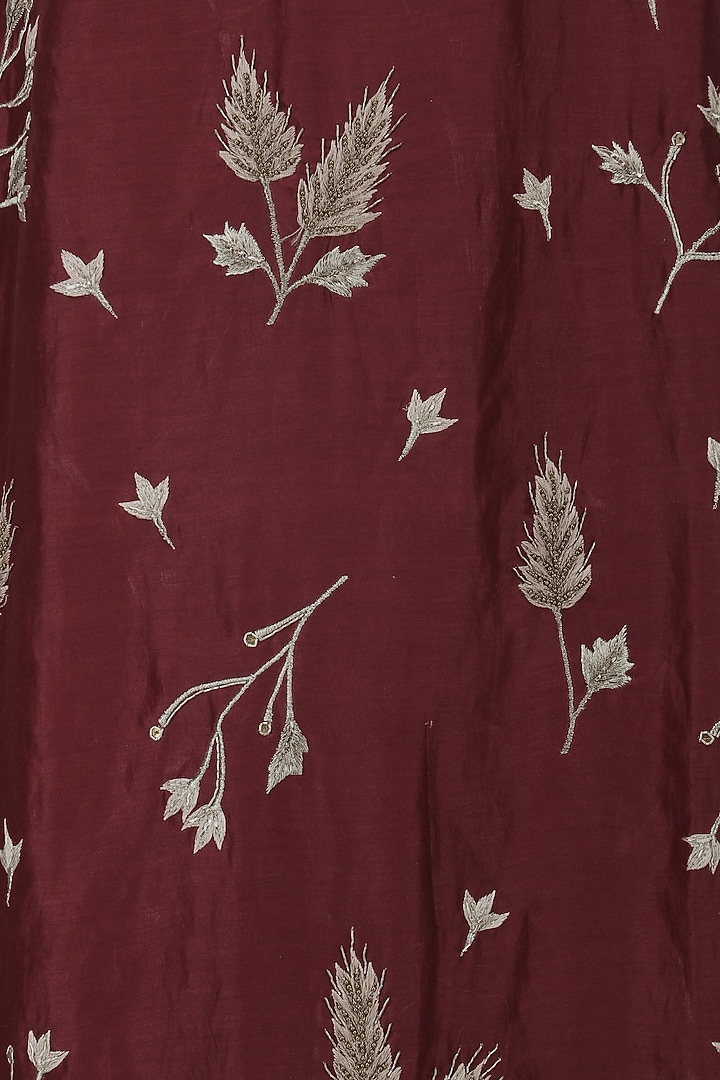 Maroon and brown floral embroidered kurta set available only at Pernia's Pop Up Shop.
