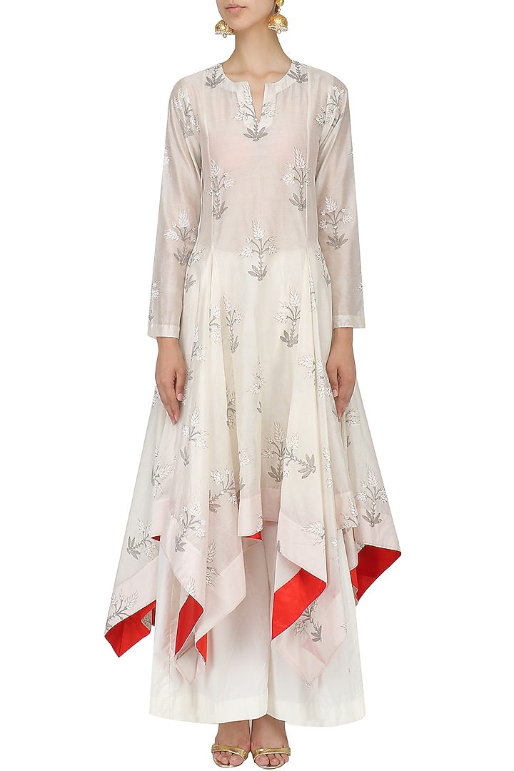 White block print high low kurta set available only at Pernia's Pop Up Shop.