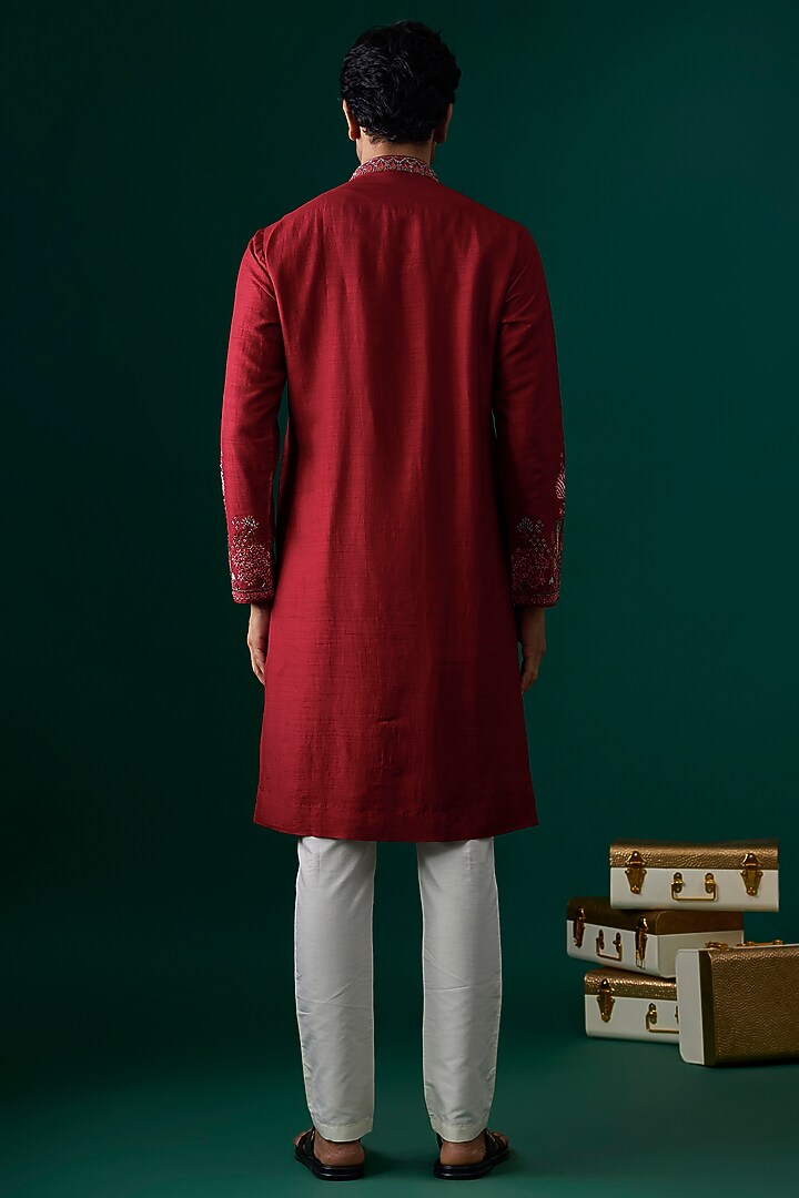 Red Silk Embroidered Kurta Set by SAMMOHAN at Pernia's Pop Up Shop