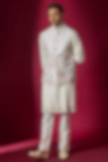 Off-White Raw Silk Resham Embroidered Bundi Jacket Set by SAMMOHAN at Pernia's Pop Up Shop