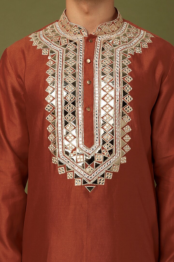 Rust Pure Chanderi Applique Embroidered Kurta Set by SAMMOHAN at Pernia's Pop Up Shop