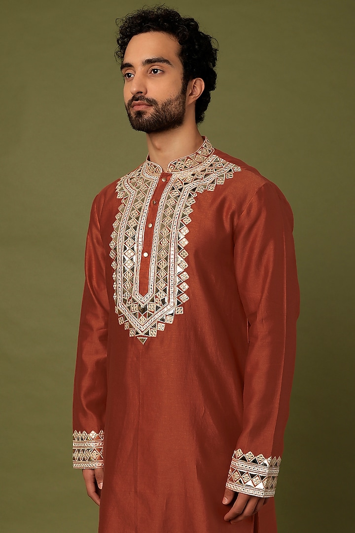 Rust Pure Chanderi Applique Embroidered Kurta Set by SAMMOHAN at Pernia's Pop Up Shop